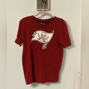 Bucs short sleeve dri tshirt burgundy with white logo Nike size Small